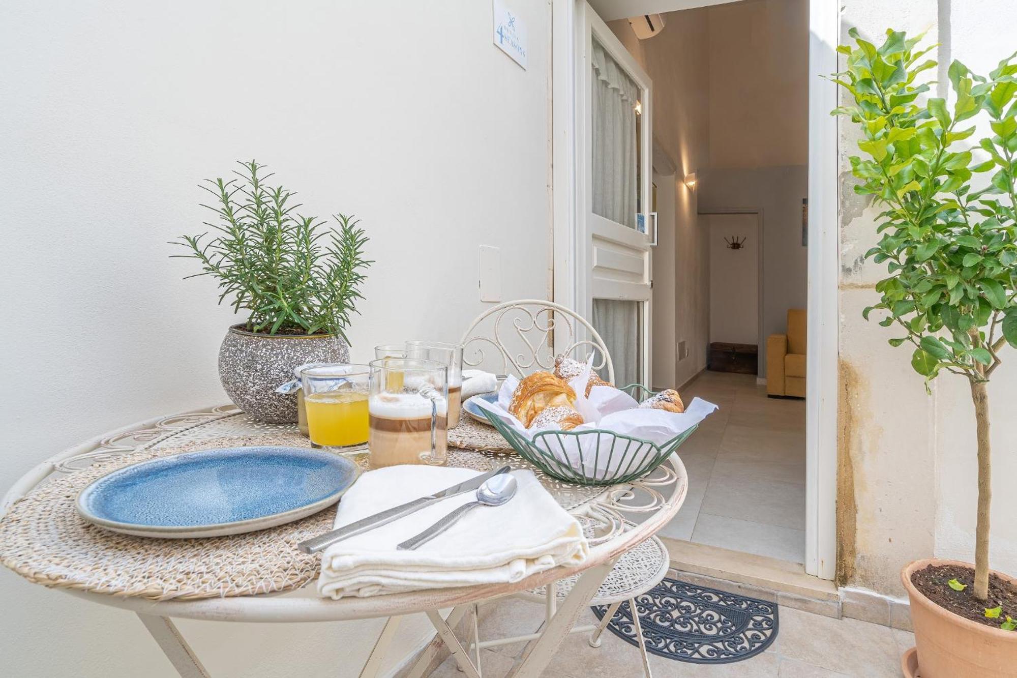 Ortigia Lifestyle 4 Seasons Vila Syracuse Exterior foto